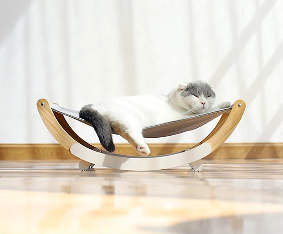 Rede Luxo CatHammock™ – Descanso Elevado com Base de Madeira