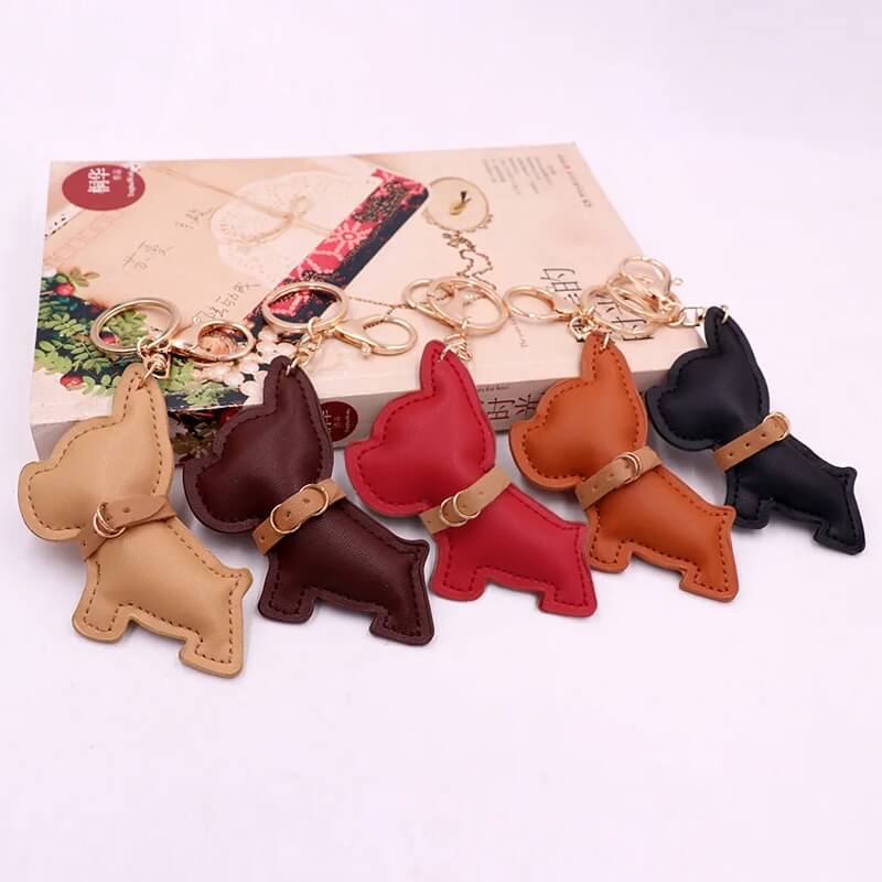Chaveiro Doguinho em Couro Ecológico Premium