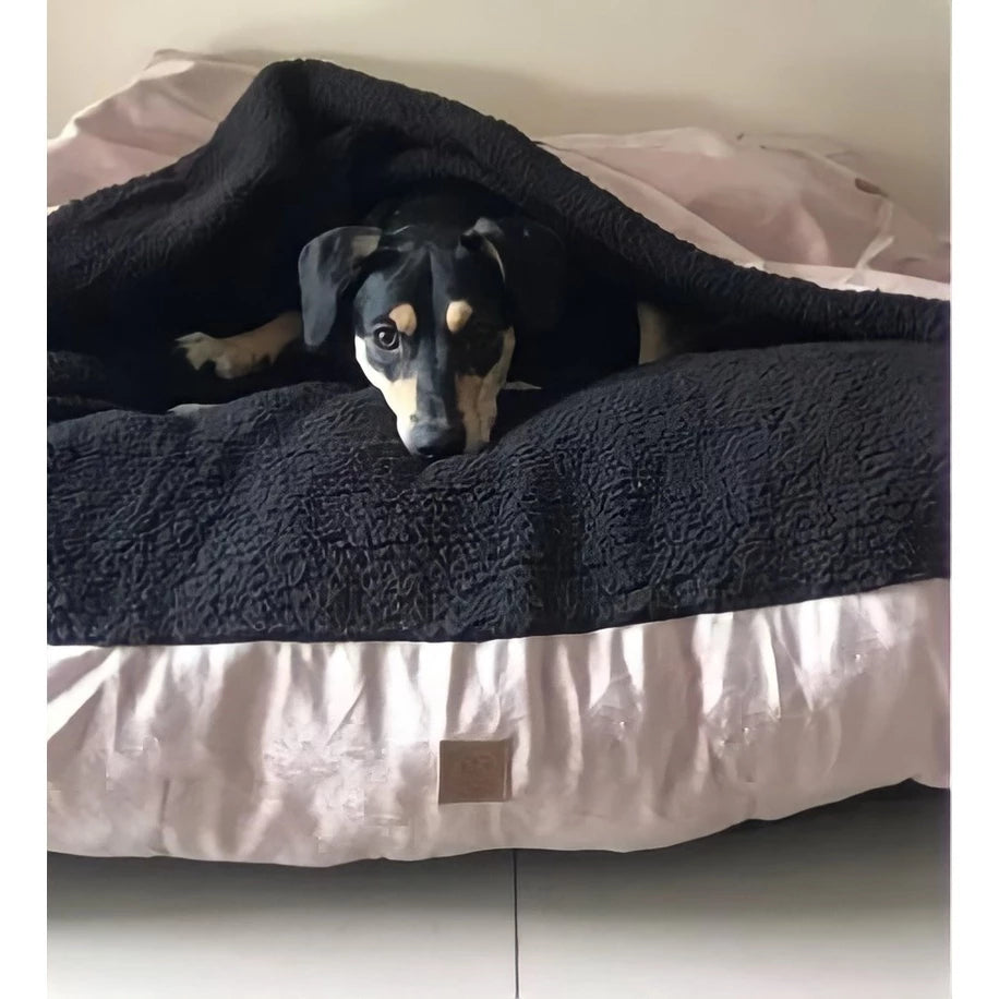 Cama Caverna Gigante Coberta Lavável 100x100 para Cachorro e Gato NestPaw™