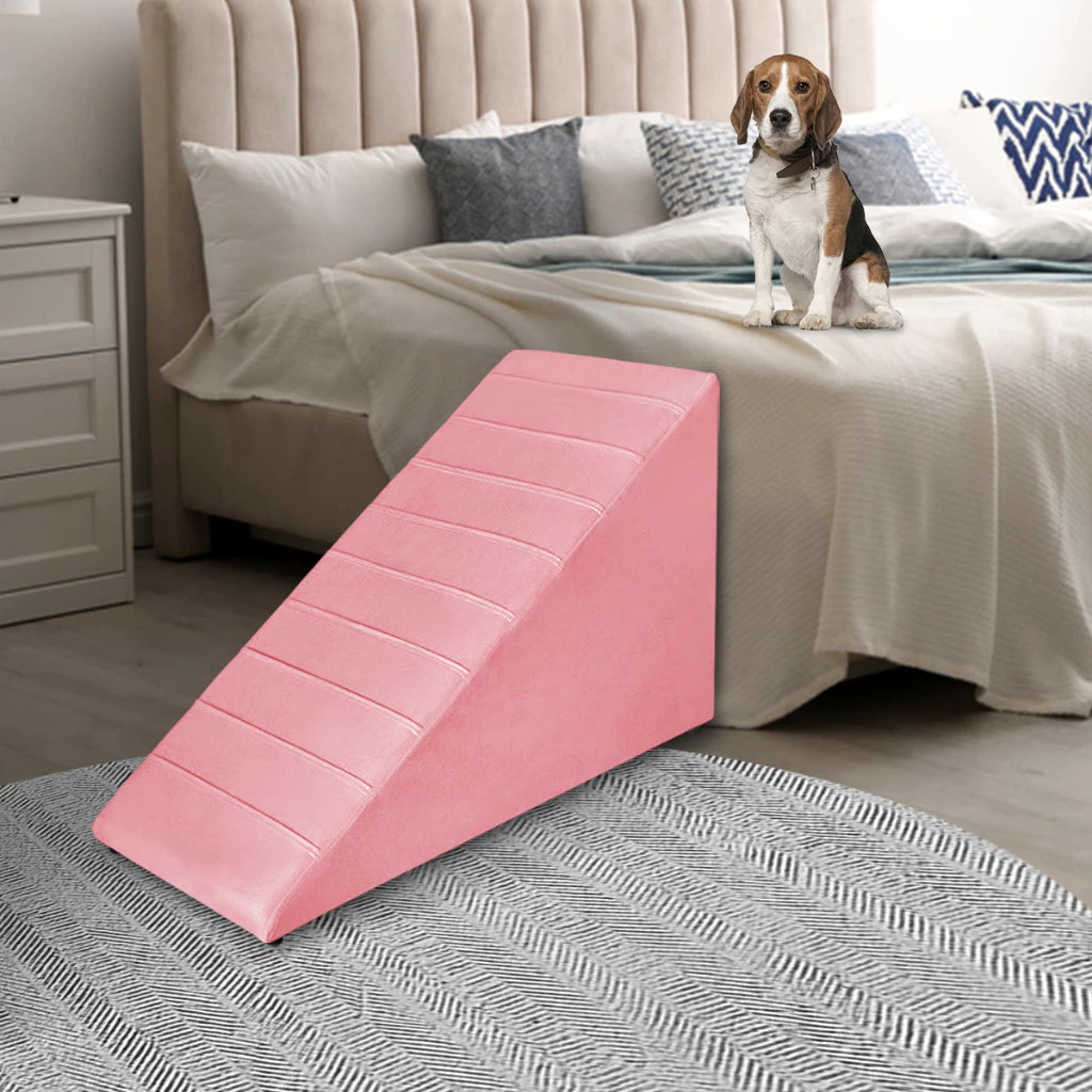 Rampinha Escadinha Pet Antiderrapante em Madeira – Lupzy™ | Acesso Seguro e Conforto Diário