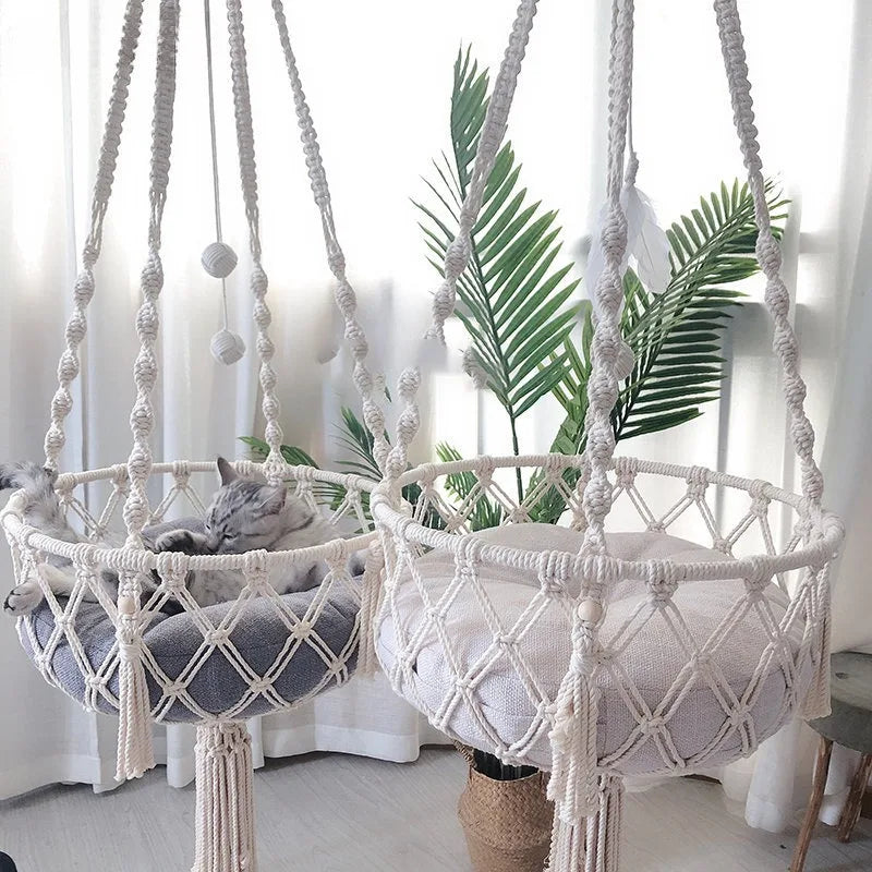 Cama Suspensa Artesanal para Gatos Estilo Rede – Snouty™ | Conforto Natural e Descanso Elevado