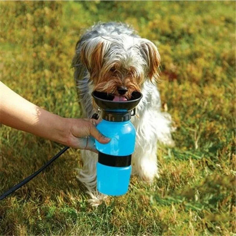 Garrafa Portátil Copinho Pet 500ml para Passeios e Viagens – Lupzy™ | Hidratação Fácil Sem Vazamentos