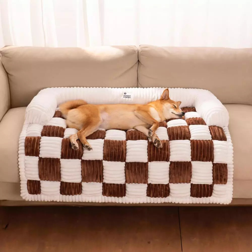 Cama Protetora de Sofá Lavável com Encosto em Pelúcia Quadriculada Antiderrapante para Cachorro CozyGrid™