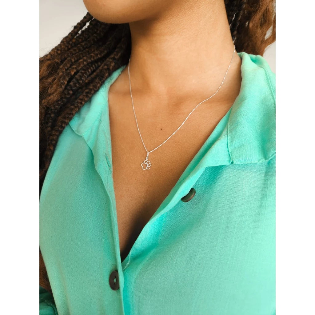 Colar Feminino Pet em Prata 925 com Patinhas – Lupzy™ | Homenagem Delicada a Cães e Gatos